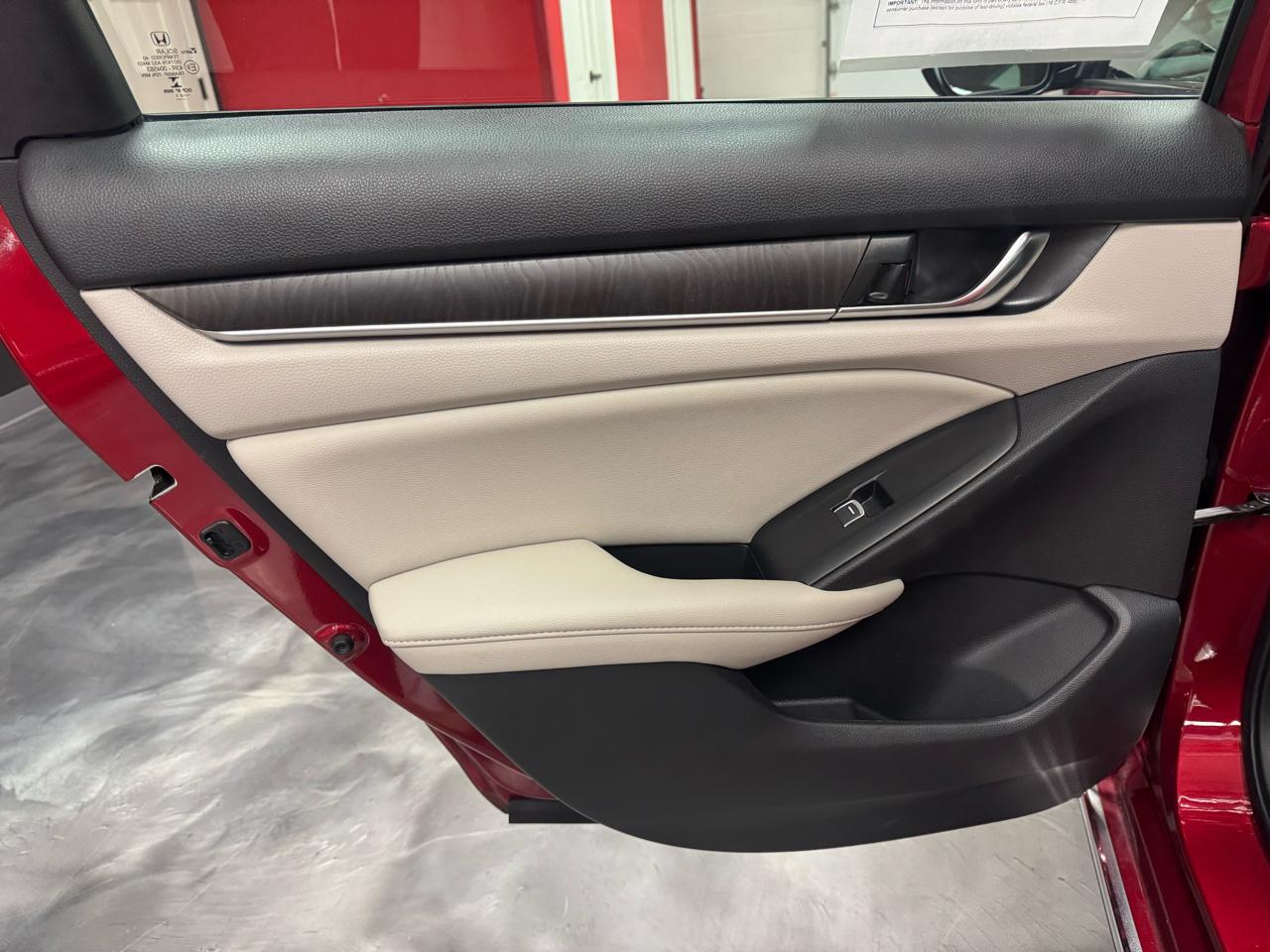 Honda Accord Hybrid  2021