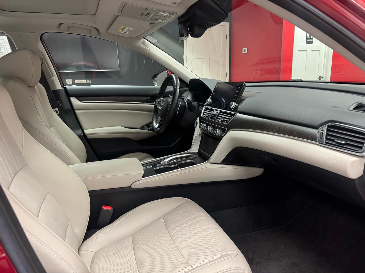 Honda Accord Hybrid  2021