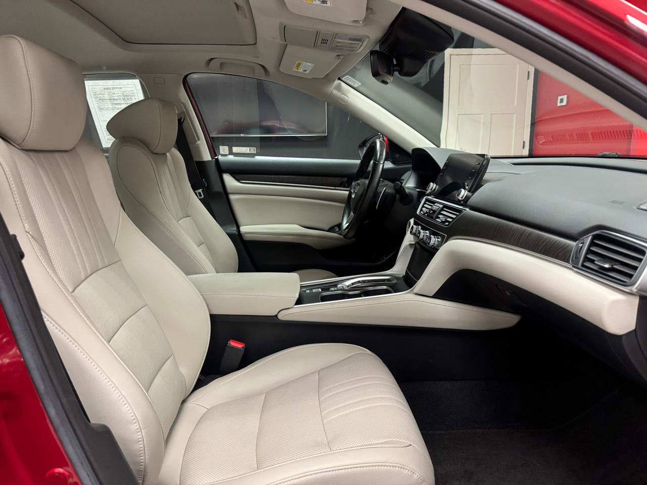 Honda Accord Hybrid  2021