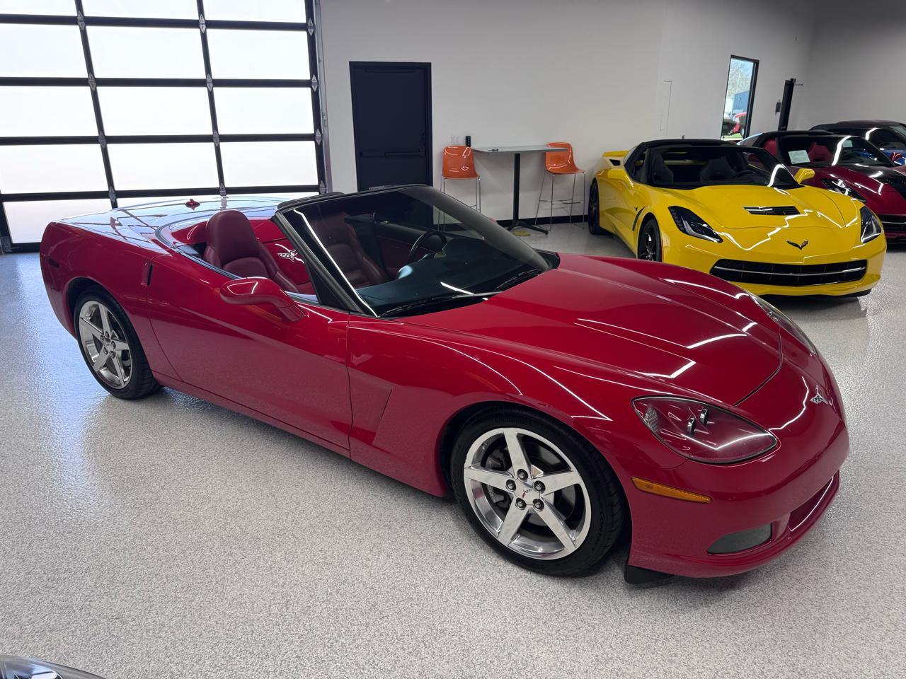 Chevrolet Corvette 2dr Convertible 2005