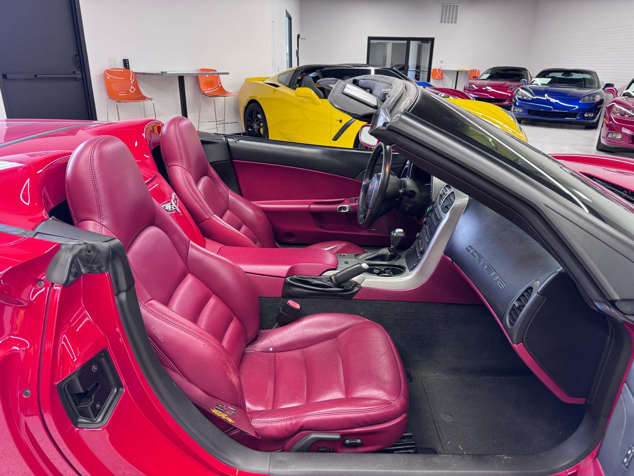 Chevrolet Corvette 2dr Convertible 2005