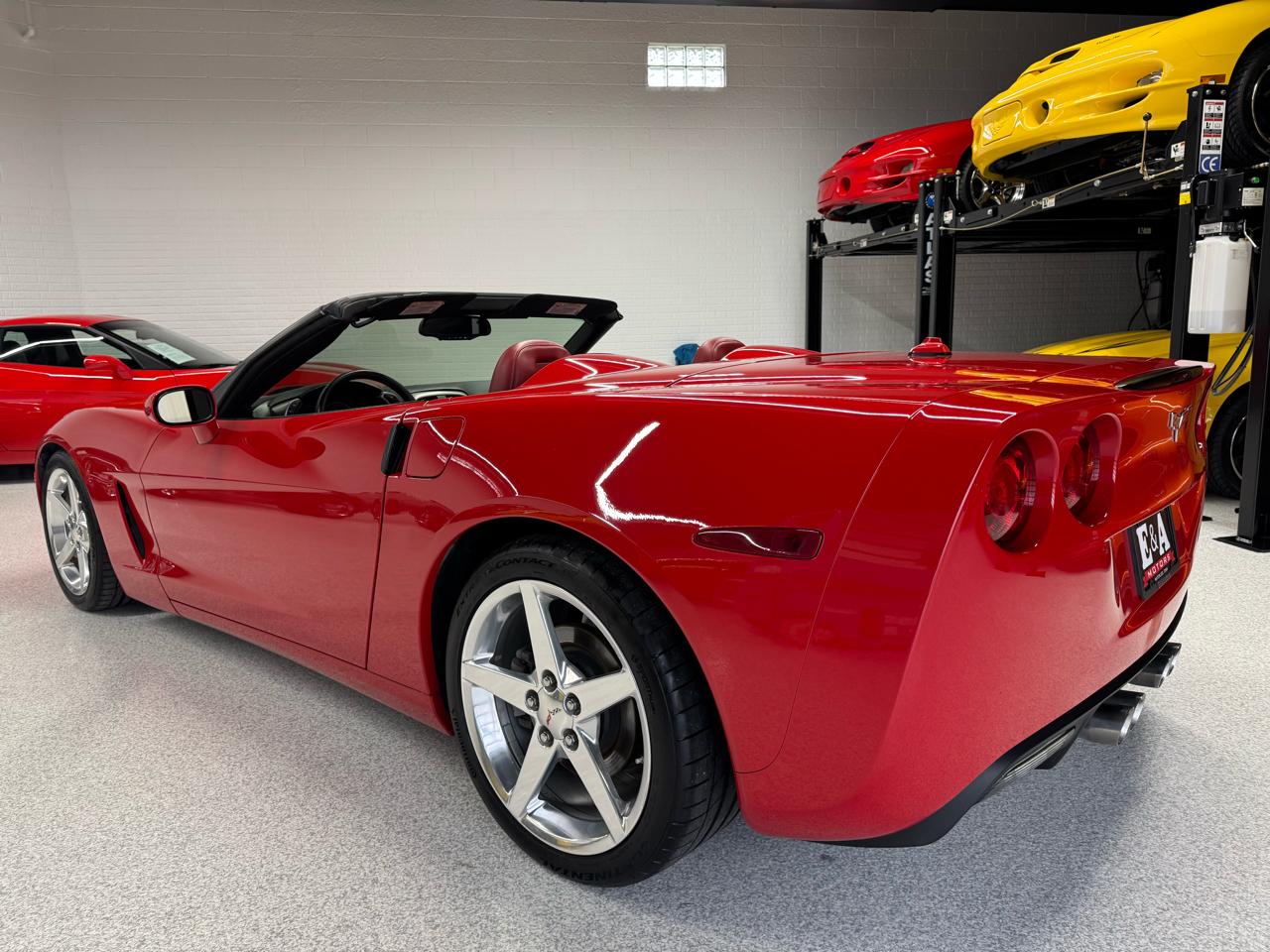 Chevrolet Corvette 2dr Convertible 2005