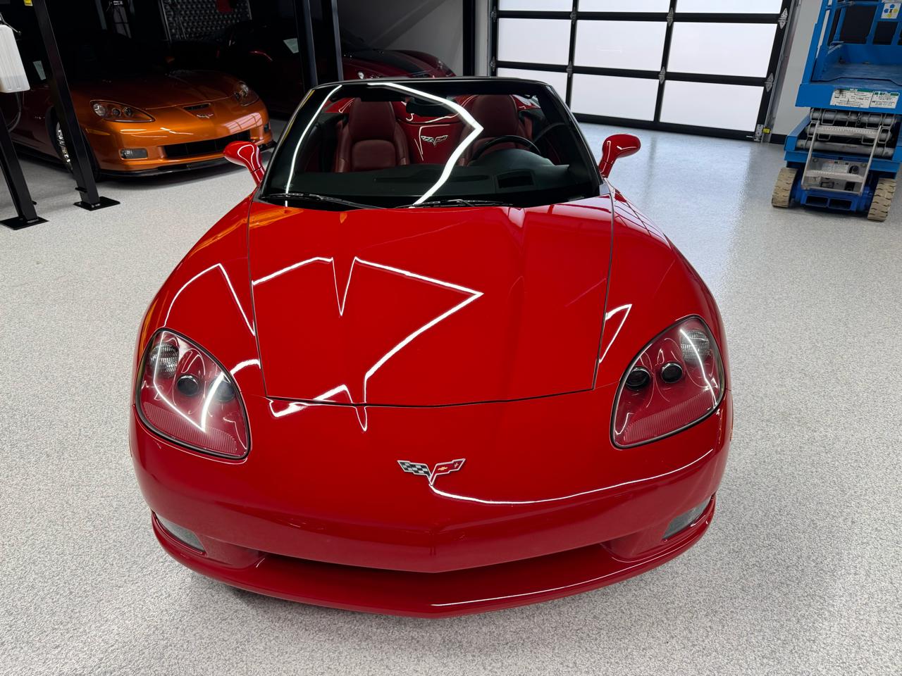 Chevrolet Corvette 2dr Convertible 2005