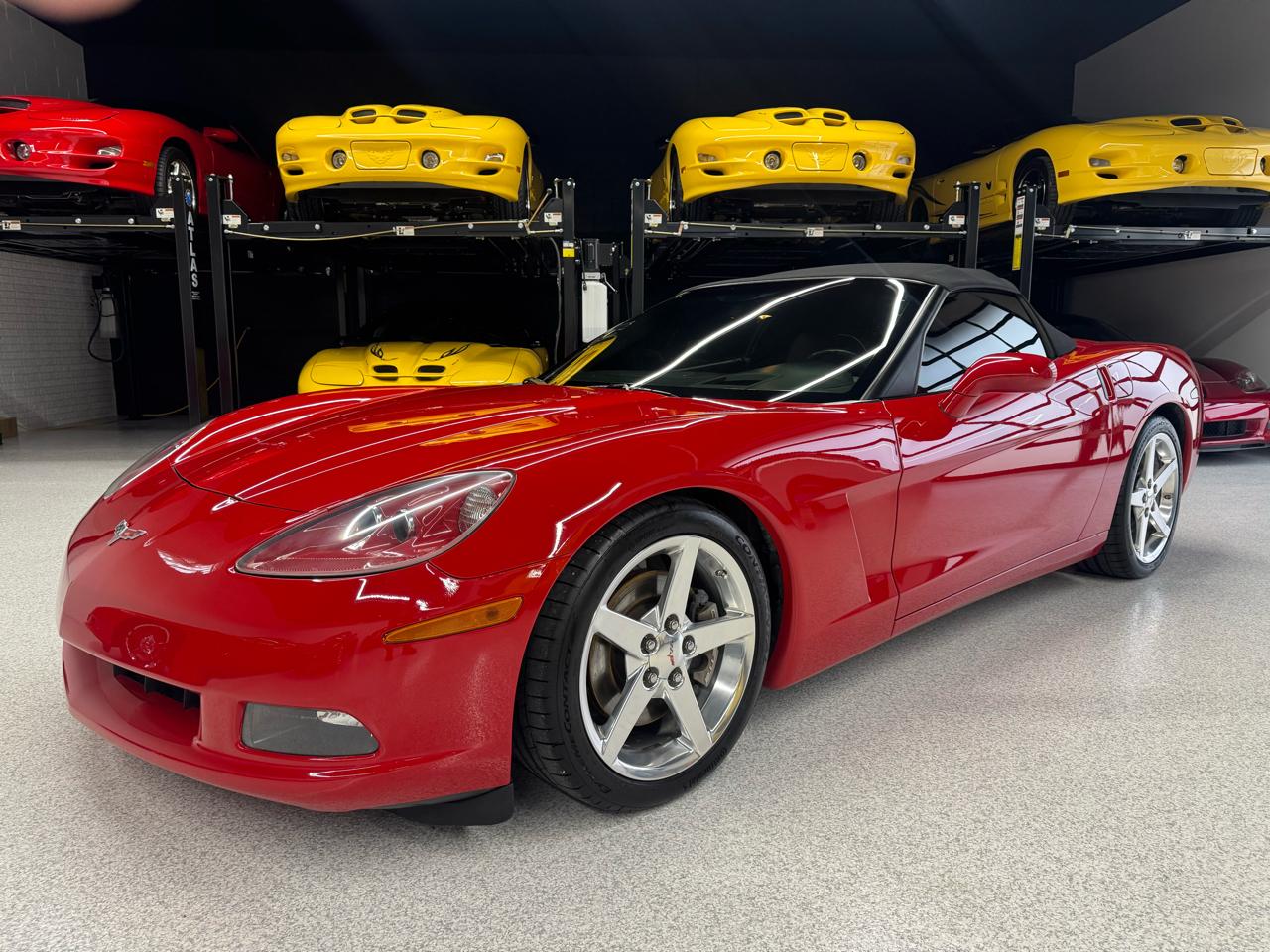 Chevrolet Corvette 2dr Convertible 2005