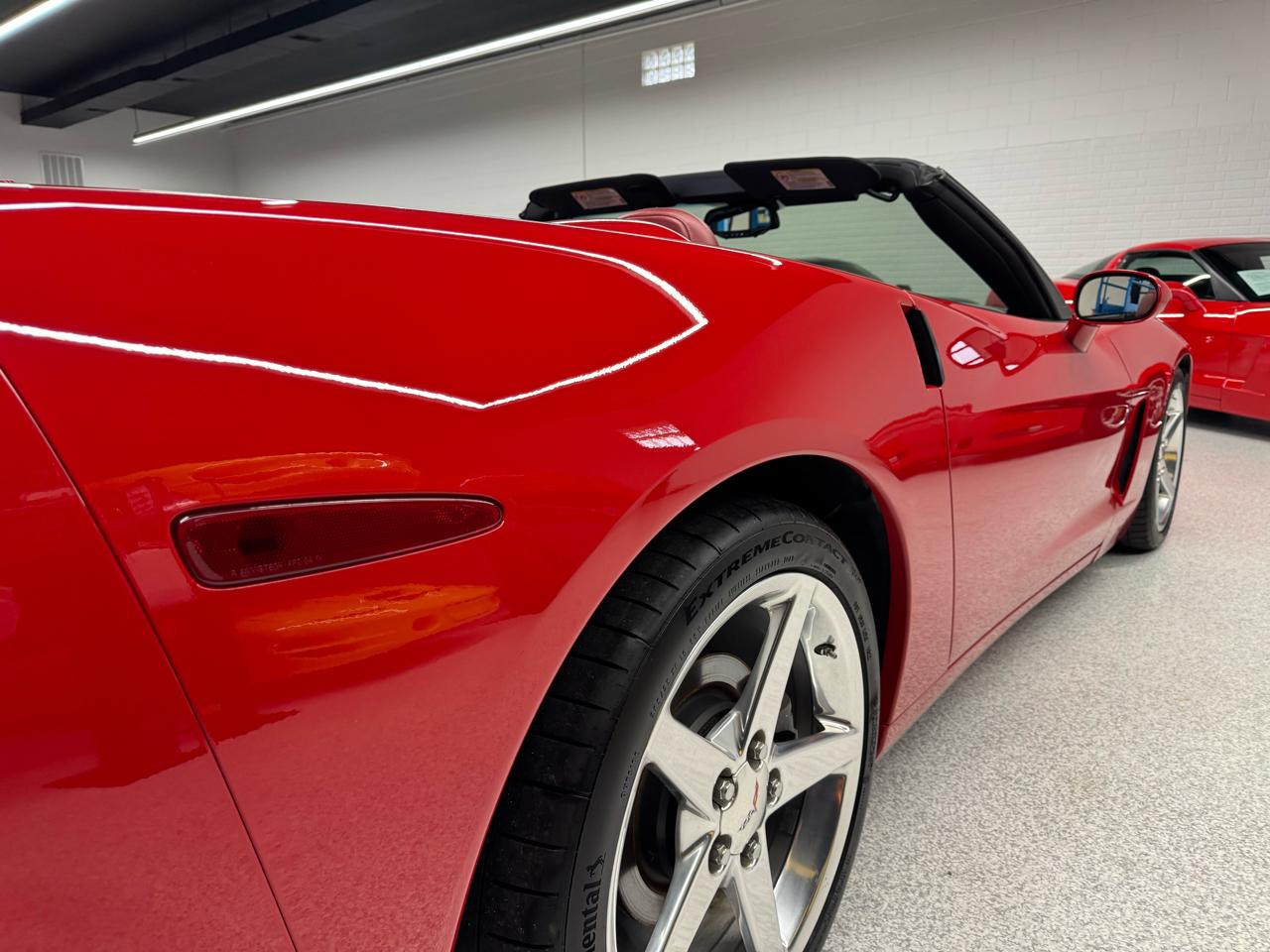 Chevrolet Corvette 2dr Convertible 2005