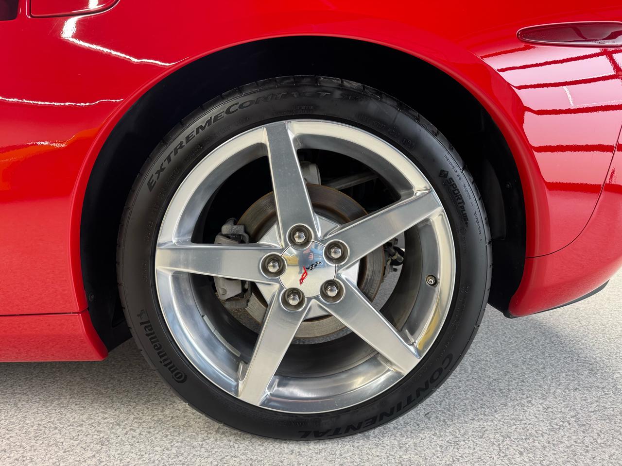 Chevrolet Corvette 2dr Convertible 2005