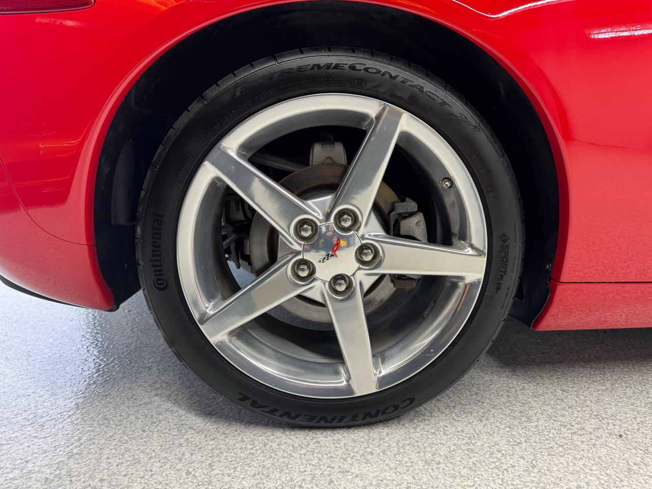 Chevrolet Corvette 2dr Convertible 2005