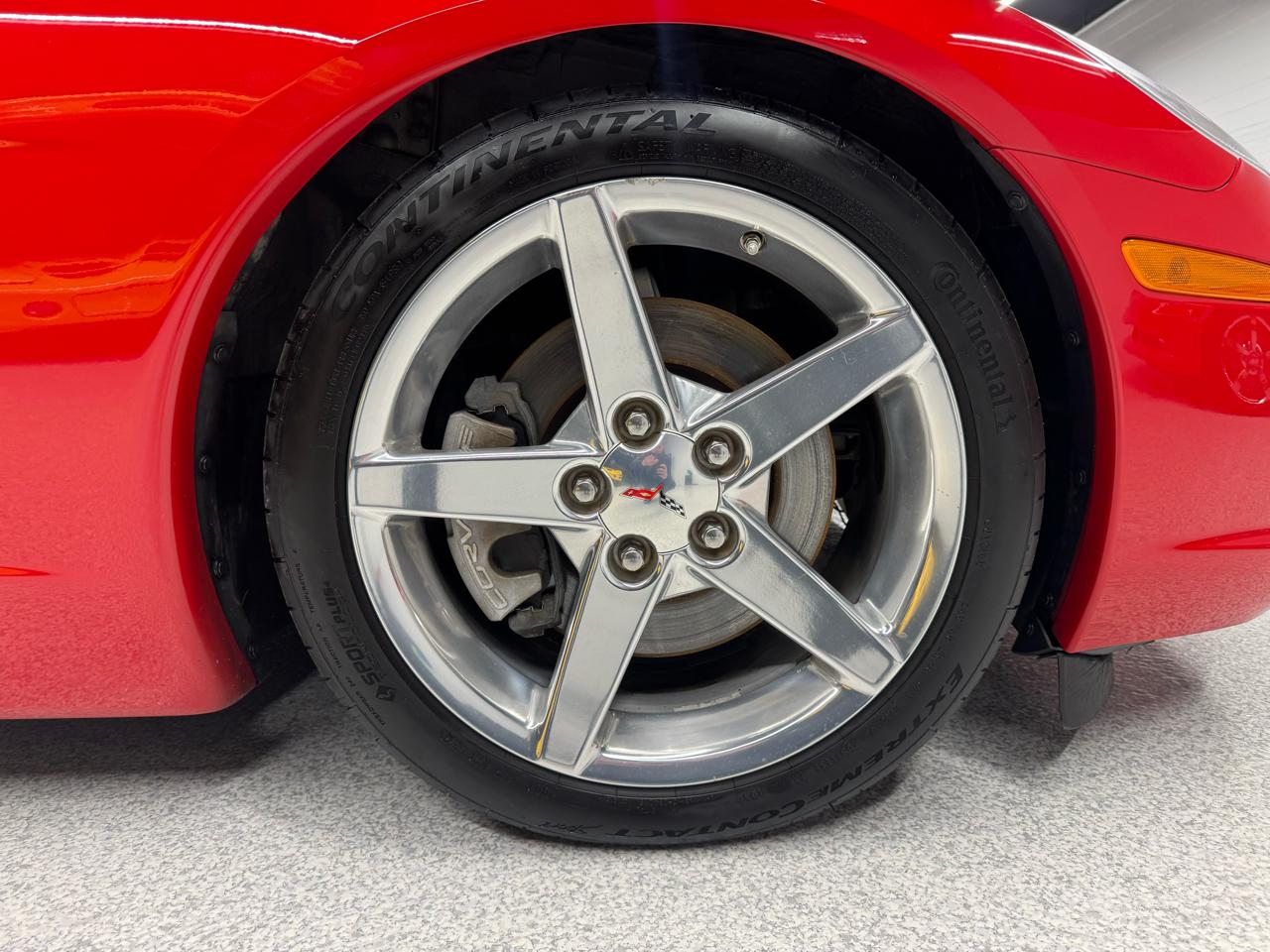 Chevrolet Corvette 2dr Convertible 2005