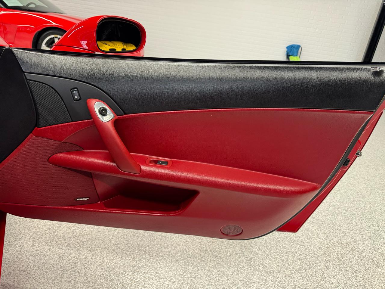 Chevrolet Corvette 2dr Convertible 2005