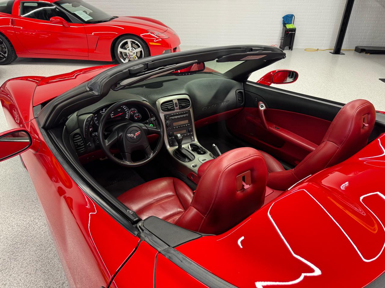 Chevrolet Corvette 2dr Convertible 2005