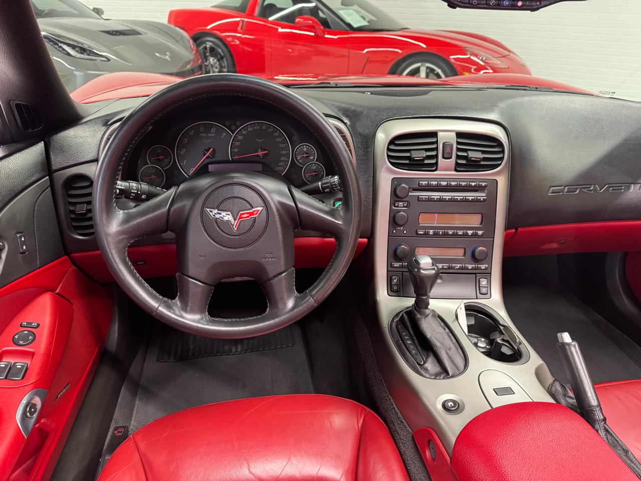 Chevrolet Corvette 2dr Convertible 2005