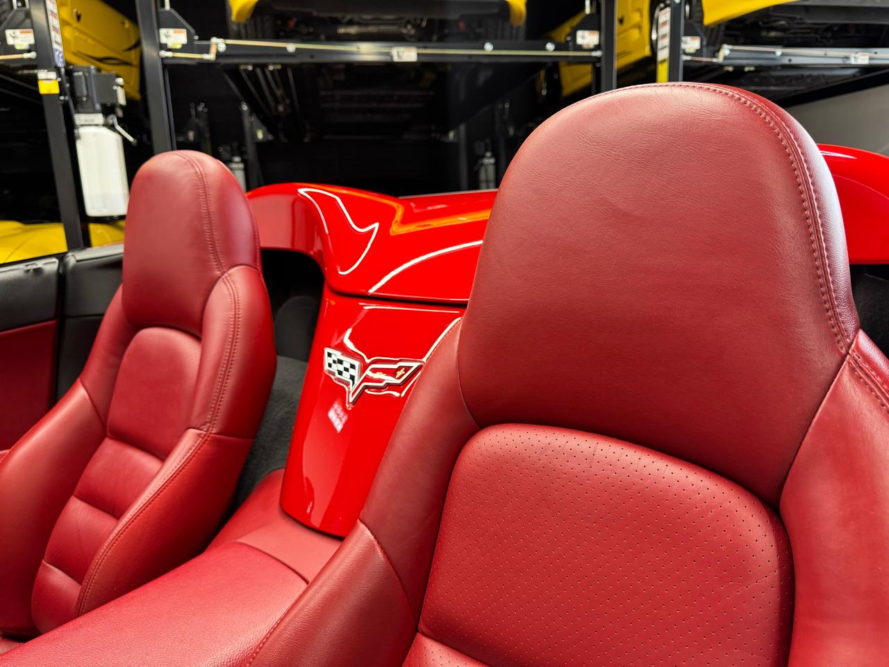 Chevrolet Corvette 2dr Convertible 2005