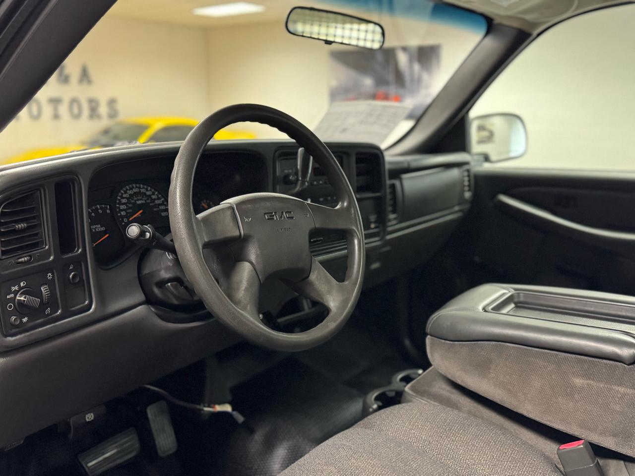 GMC Sierra 2500HD  2005