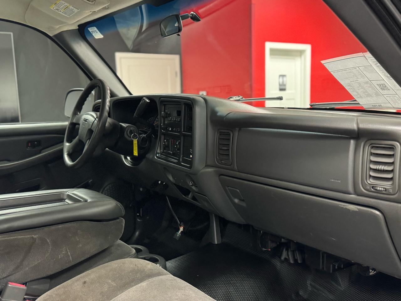 GMC Sierra 2500HD  2005