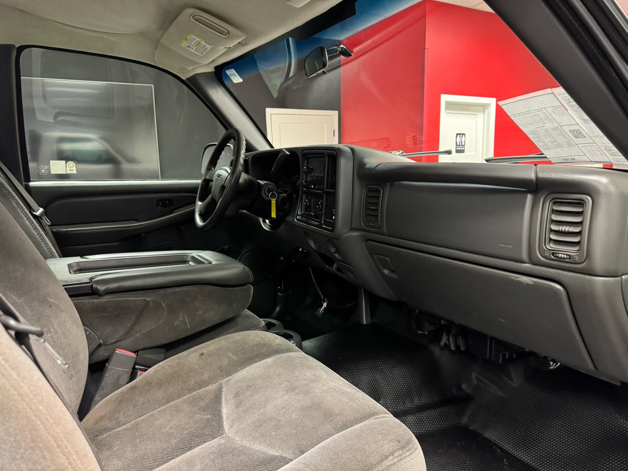 GMC Sierra 2500HD  2005