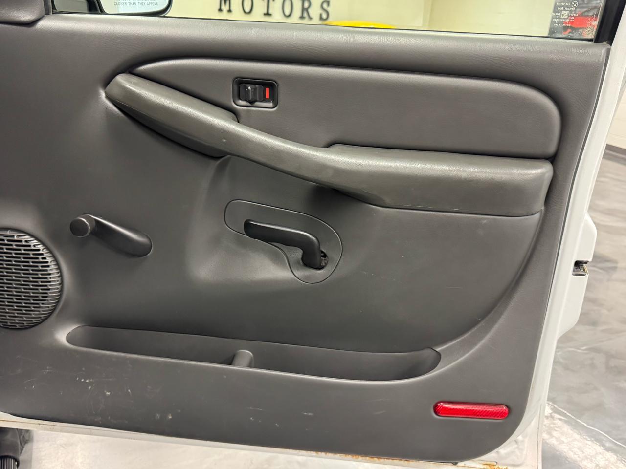 GMC Sierra 2500HD  2005