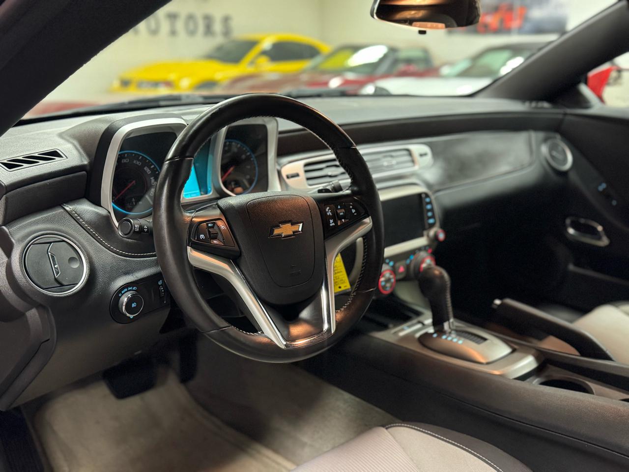 Chevrolet Camaro  2015