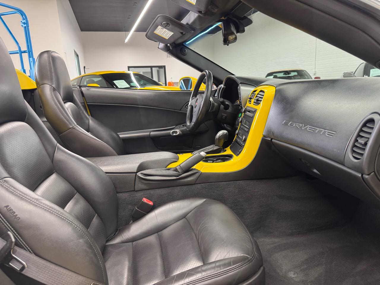 Chevrolet Corvette 2dr Conv 2006