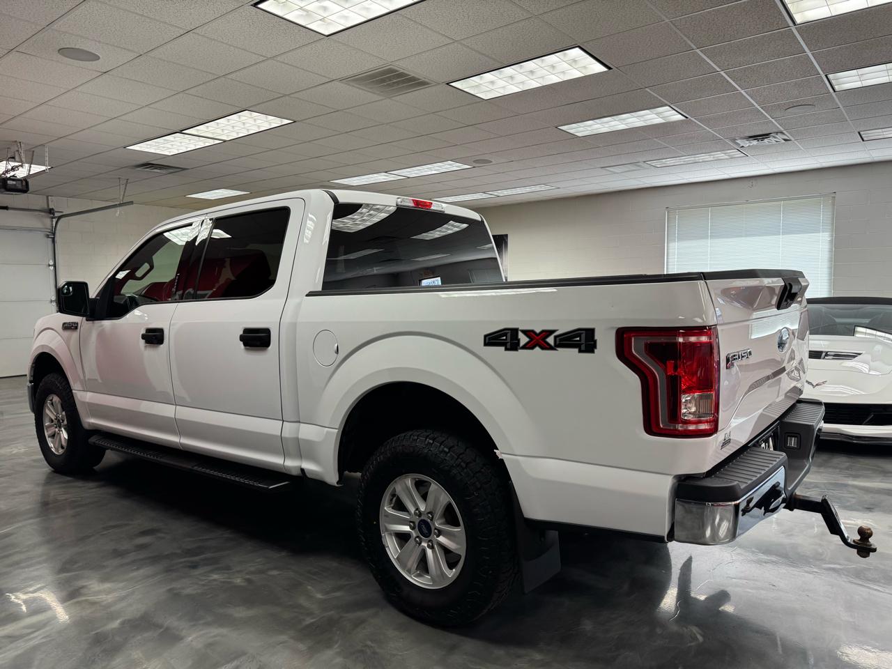 Ford F-150 4WD SuperCrew 145" XLT 2016