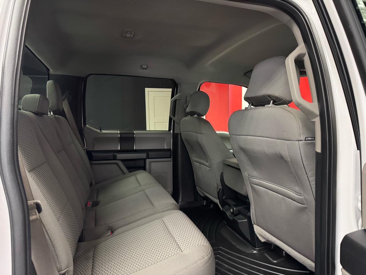 Ford F-150 4WD SuperCrew 145" XLT 2016