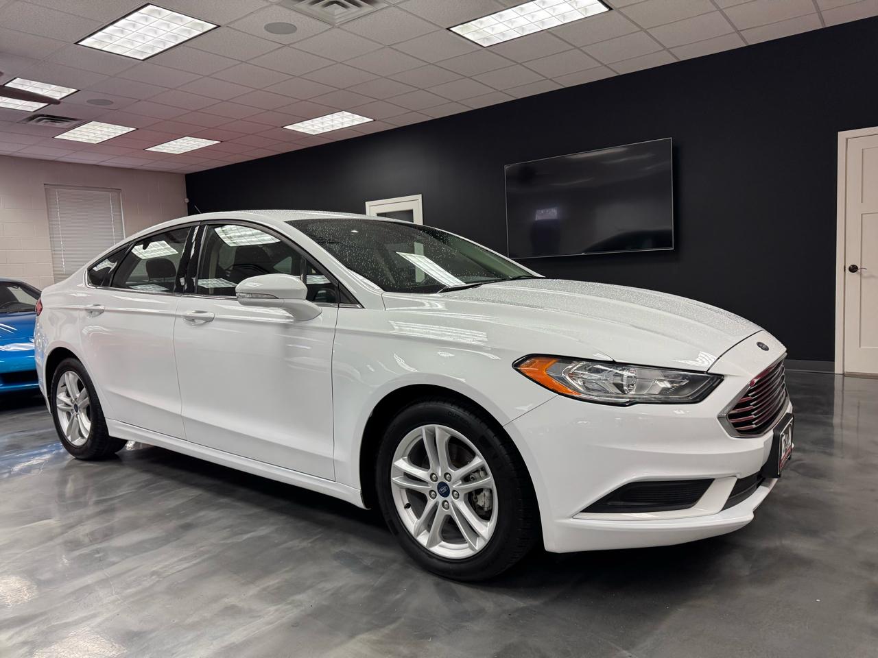 Ford Fusion SE FWD 2018