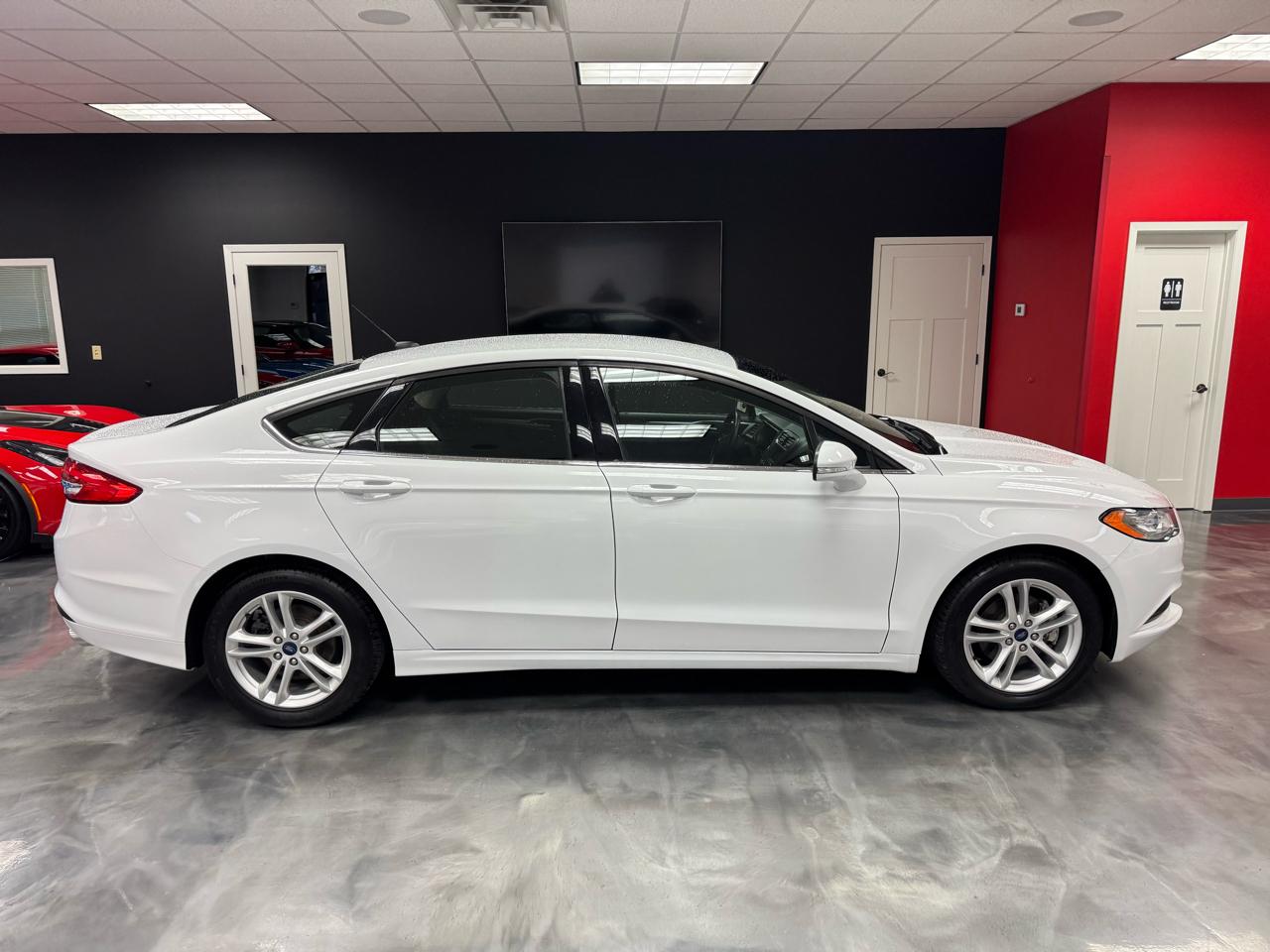 Ford Fusion SE FWD 2018