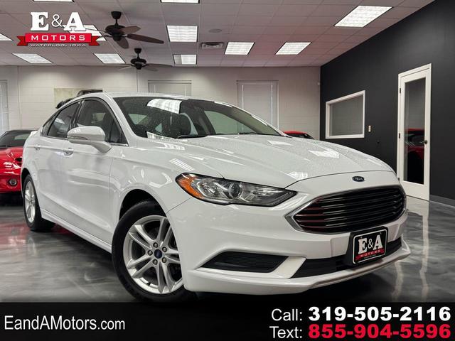 White 2018 Ford Fusion SE Sedan Front-Wheel Drive Automatic