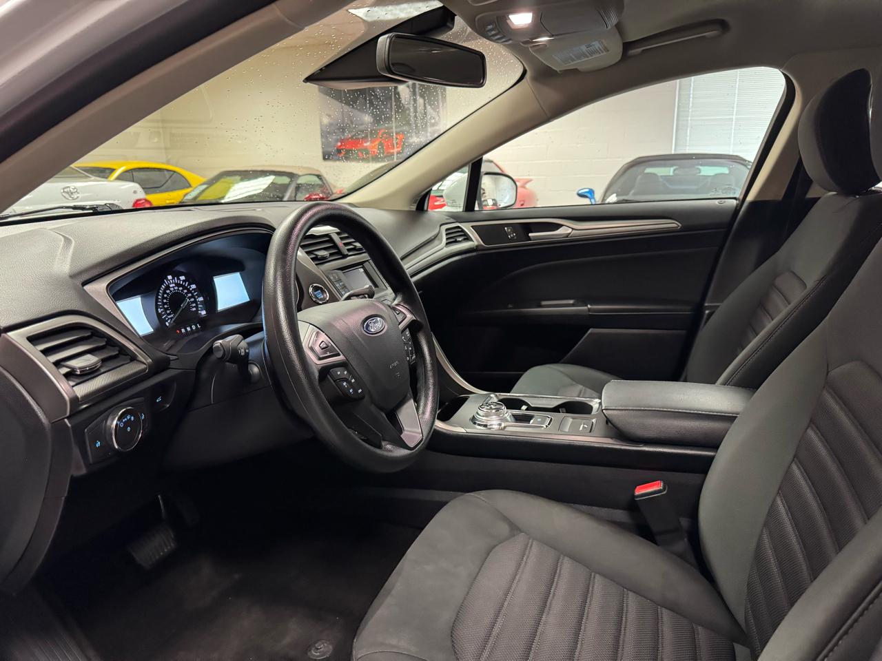 Ford Fusion SE FWD 2018