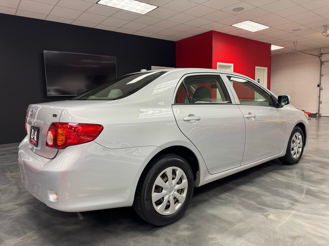 Toyota Corolla  2009