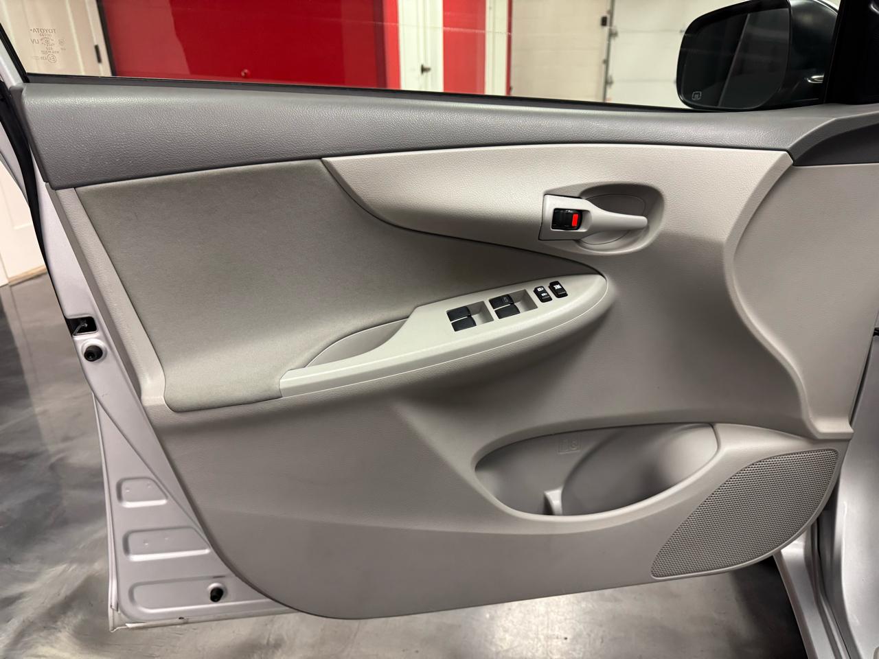 Toyota Corolla  2009