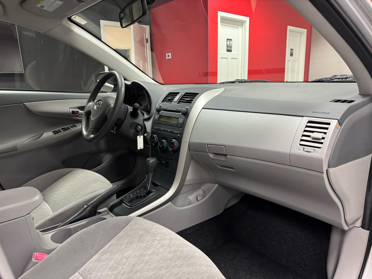 Toyota Corolla  2009