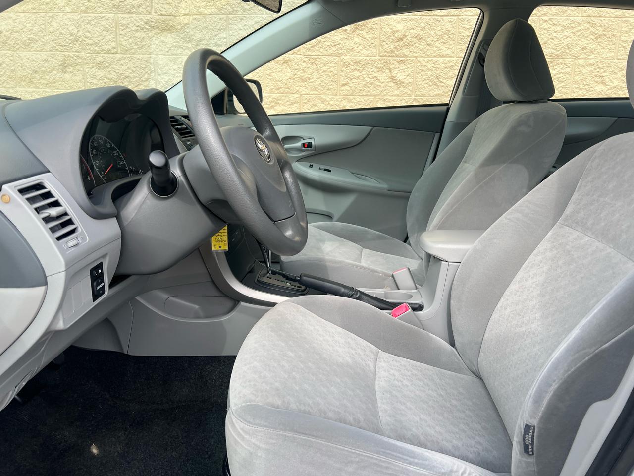Toyota Corolla  2009