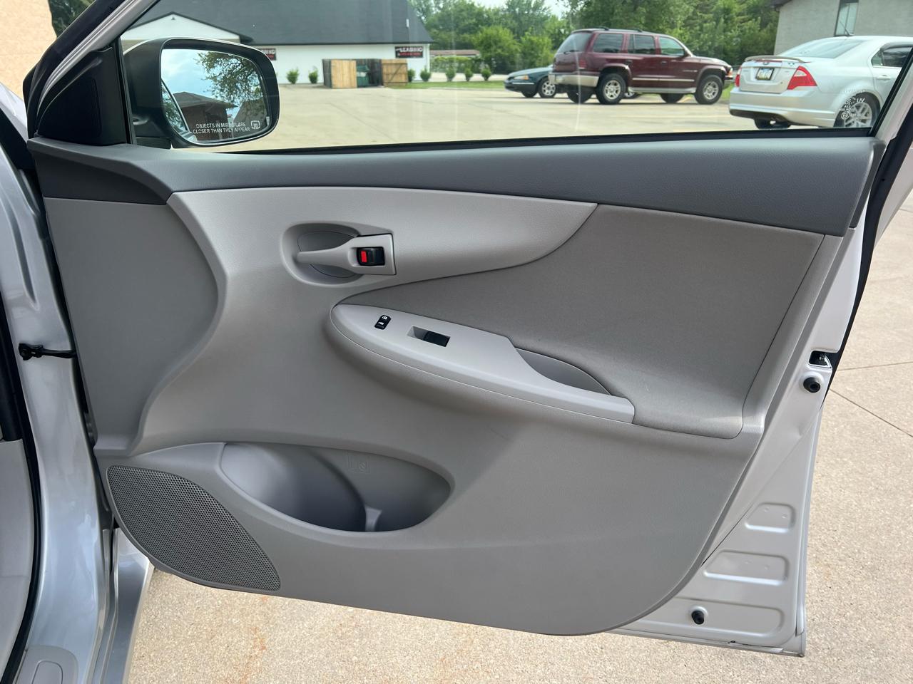 Toyota Corolla  2009
