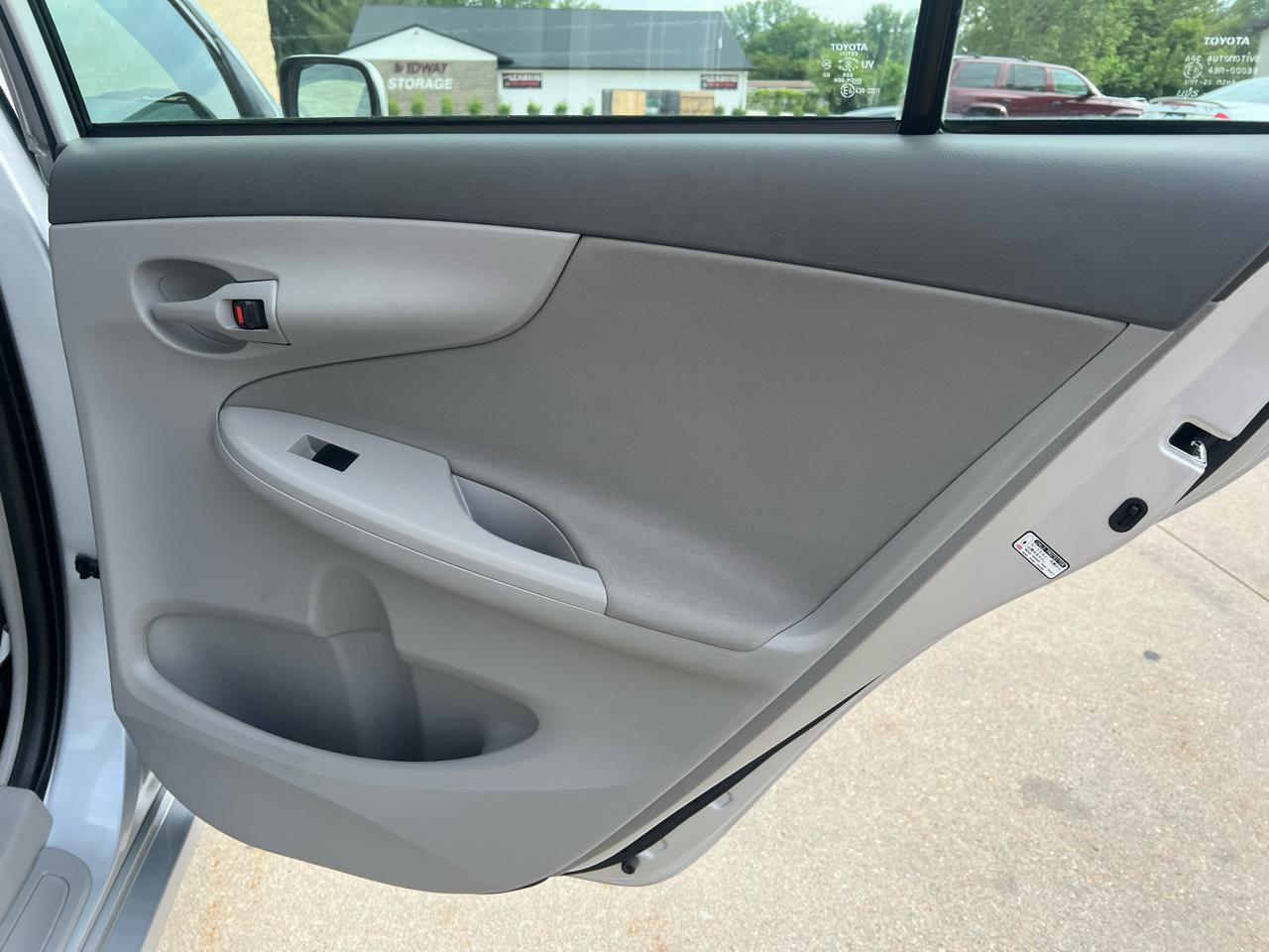 Toyota Corolla  2009