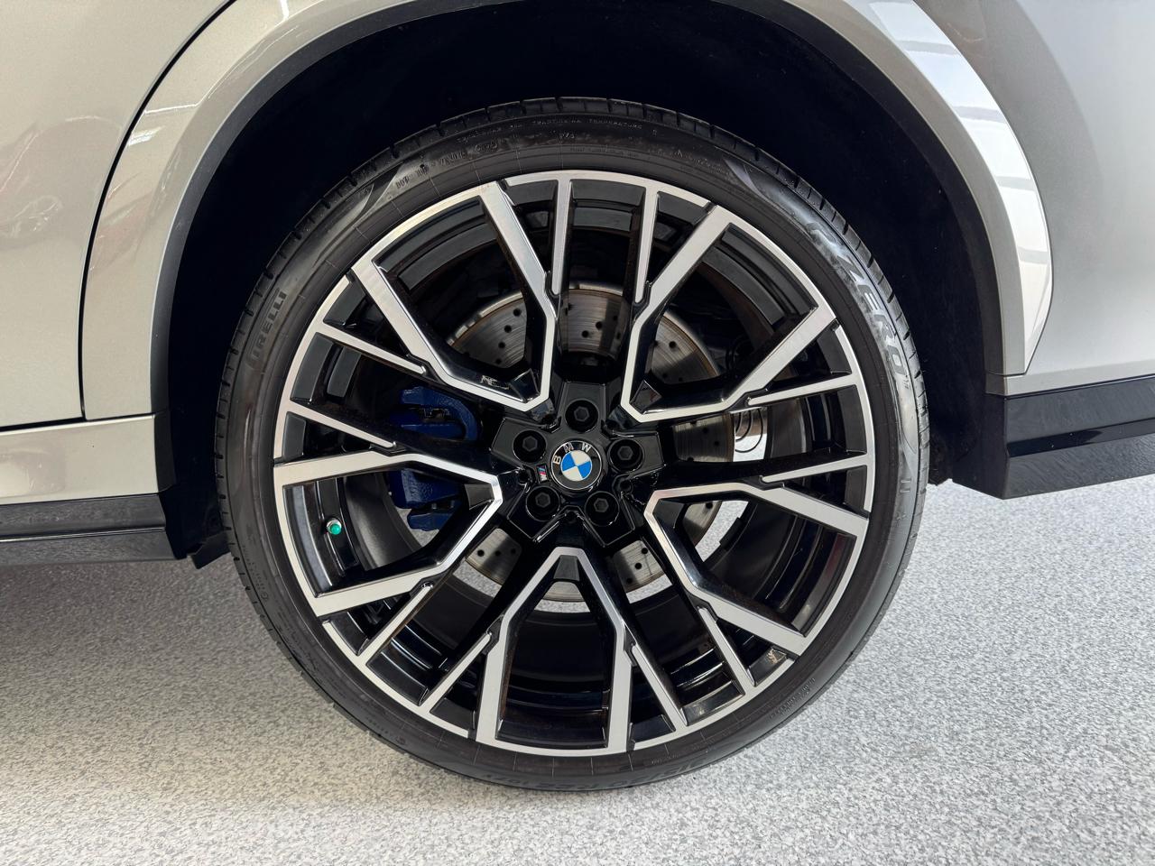 BMW X6 M Sports Activity Coupe 2021