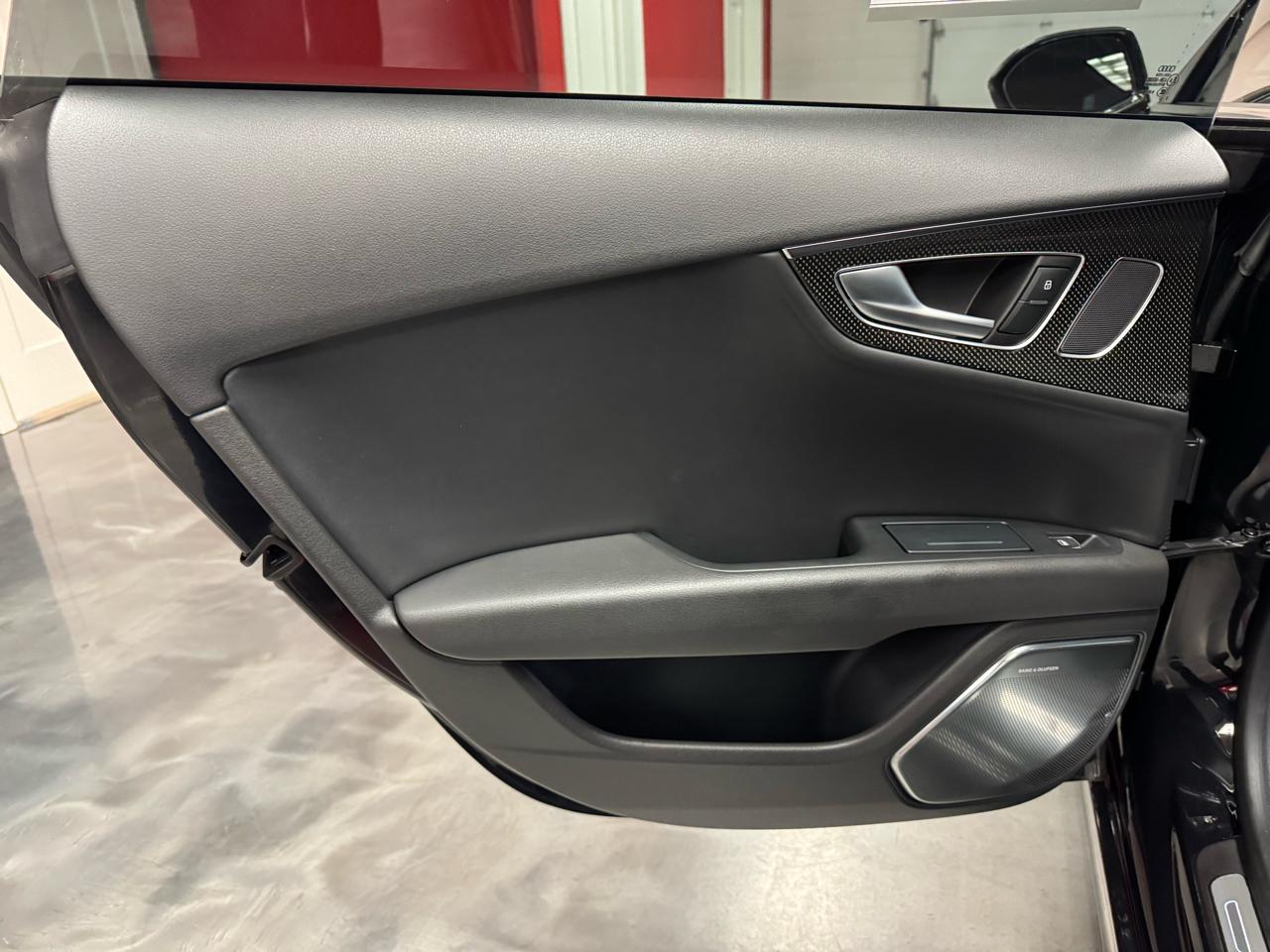 Audi S7  2013