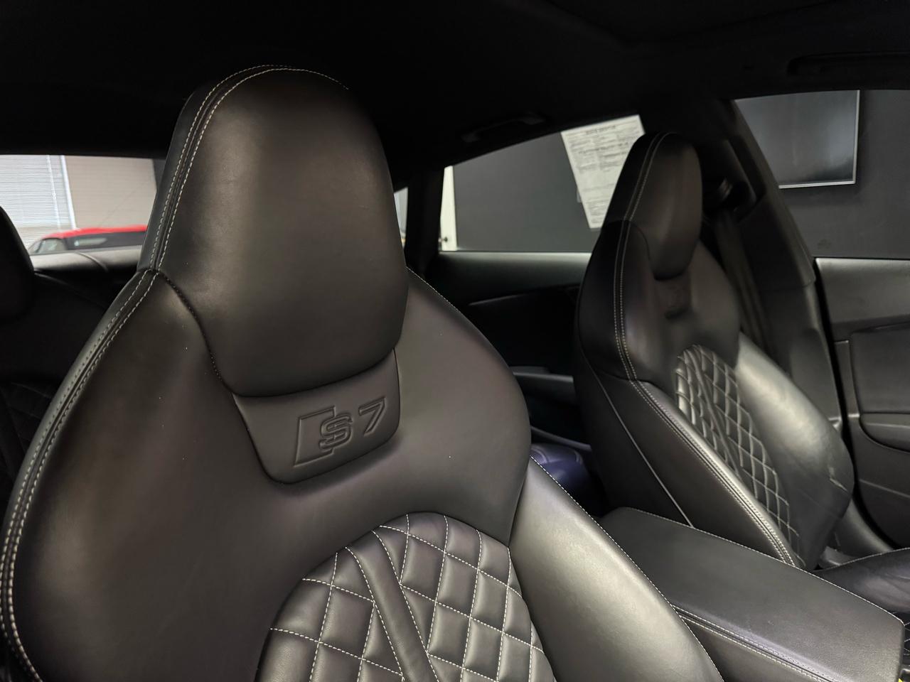 Audi S7  2013
