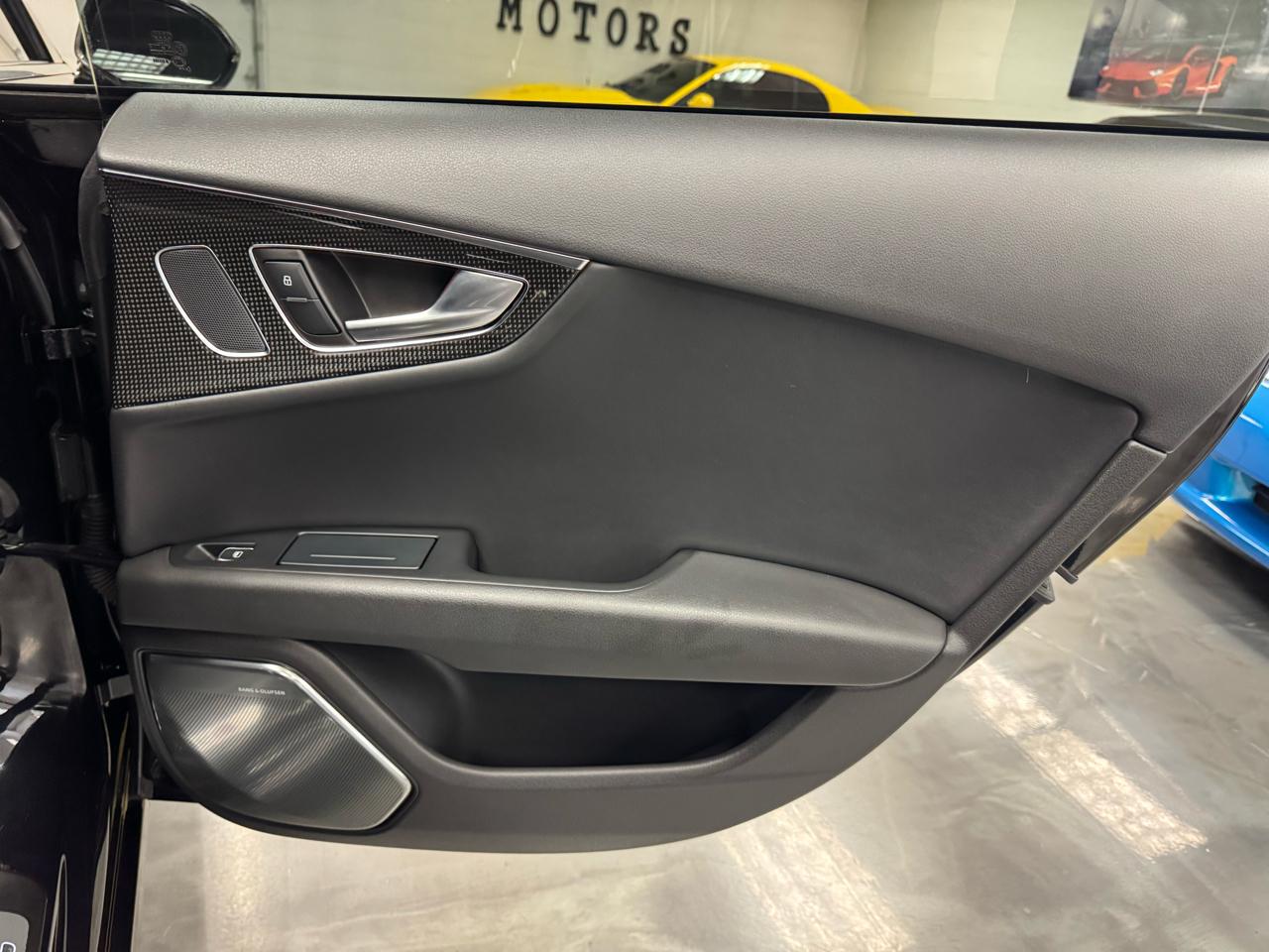 Audi S7  2013