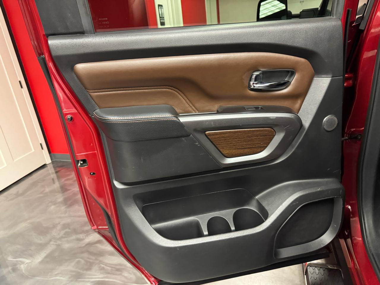 Nissan Titan XD  2019