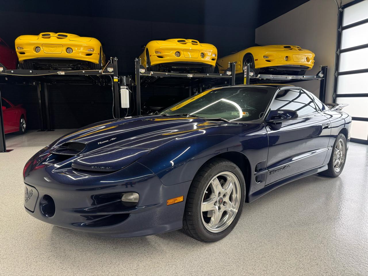 Pontiac Firebird Trans Am 2002