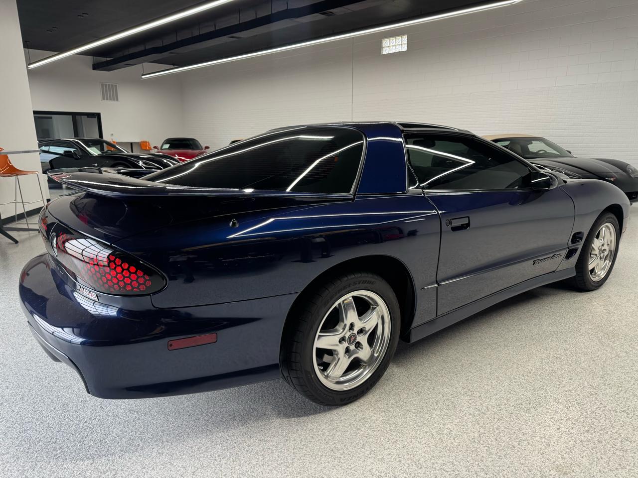 Pontiac Firebird Trans Am 2002