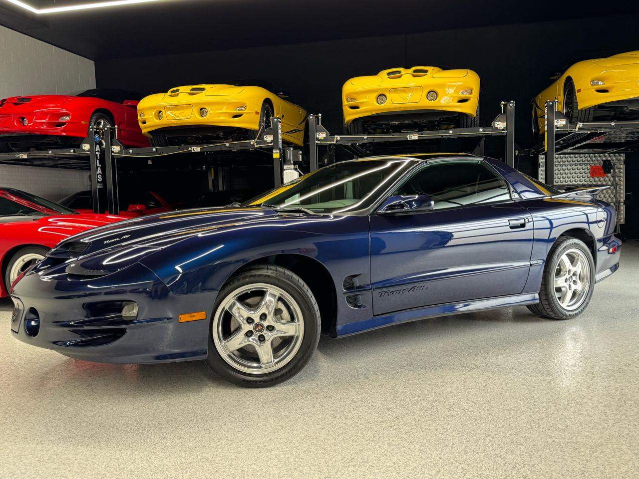 Pontiac Firebird Trans Am 2002
