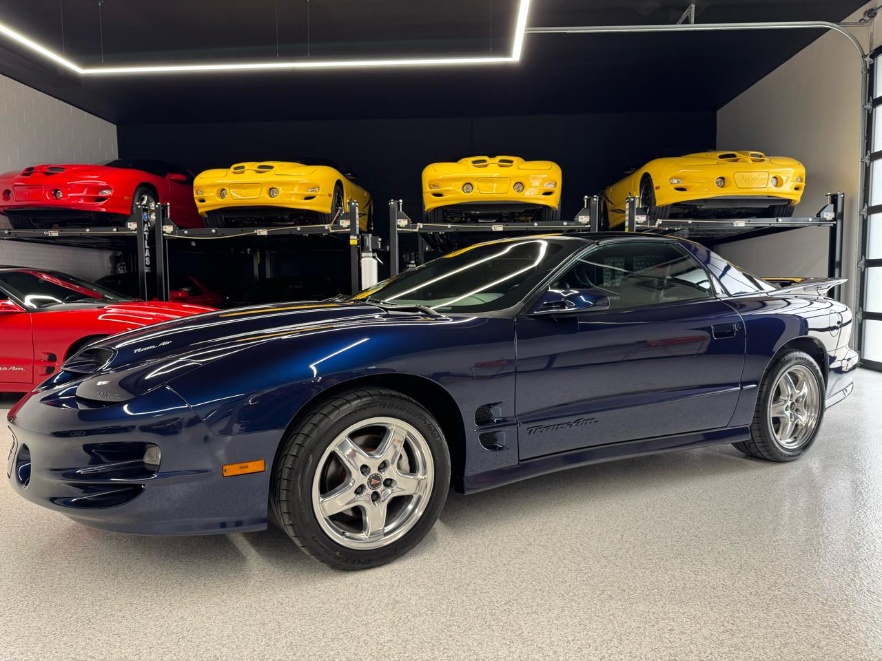 Pontiac Firebird Trans Am 2002