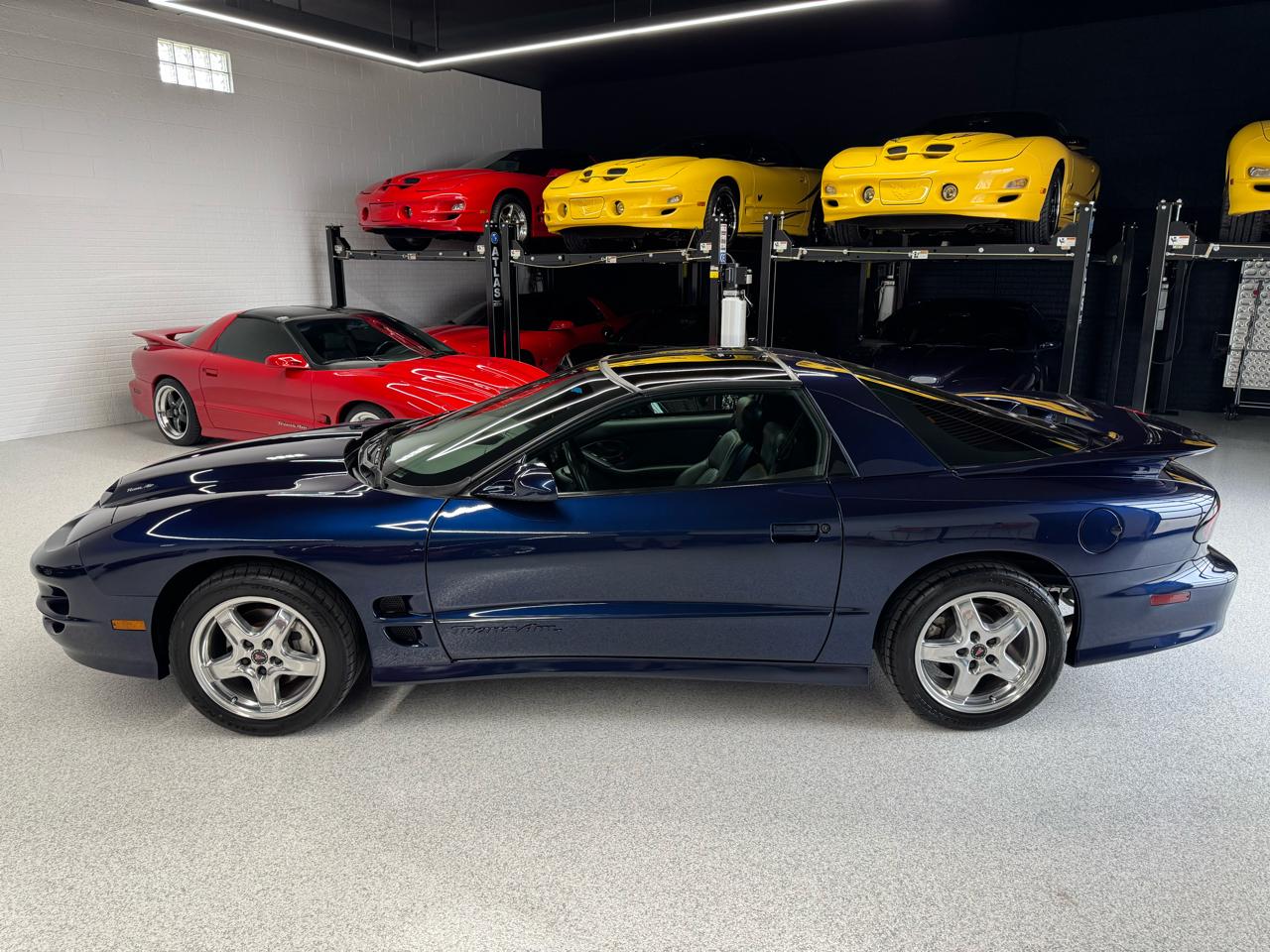 Pontiac Firebird Trans Am 2002