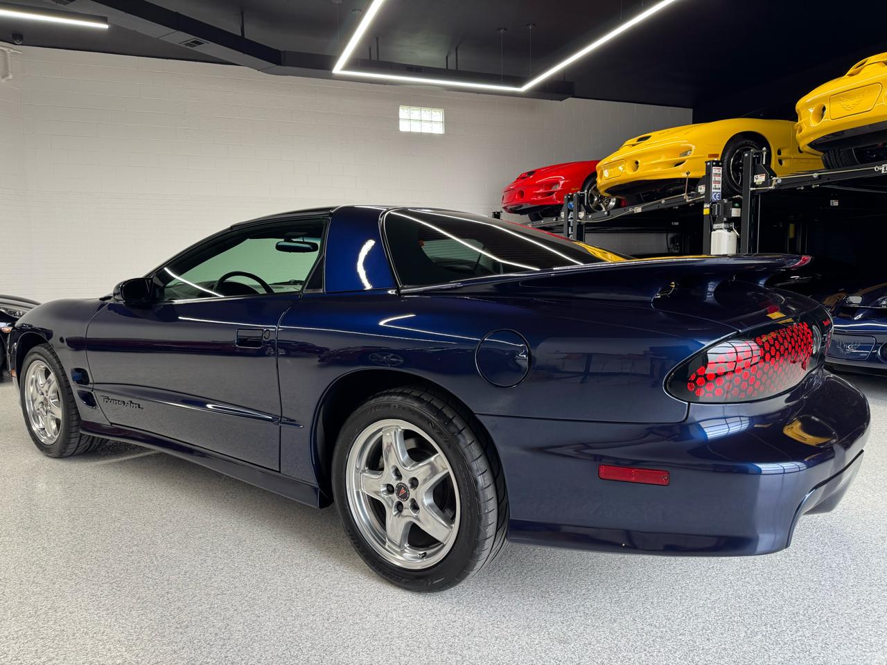 Pontiac Firebird Trans Am 2002