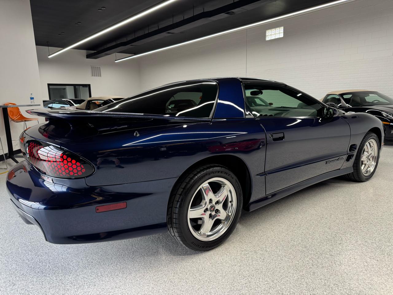 Pontiac Firebird Trans Am 2002