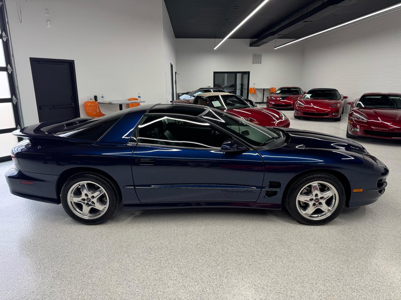 Pontiac Firebird Trans Am 2002