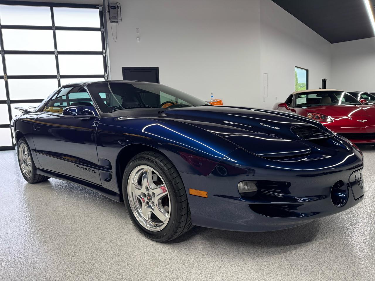 Pontiac Firebird Trans Am 2002