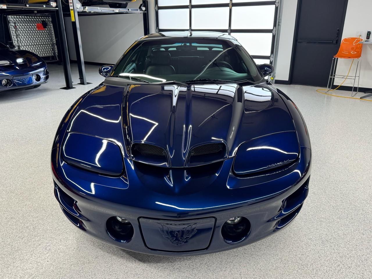 Pontiac Firebird Trans Am 2002