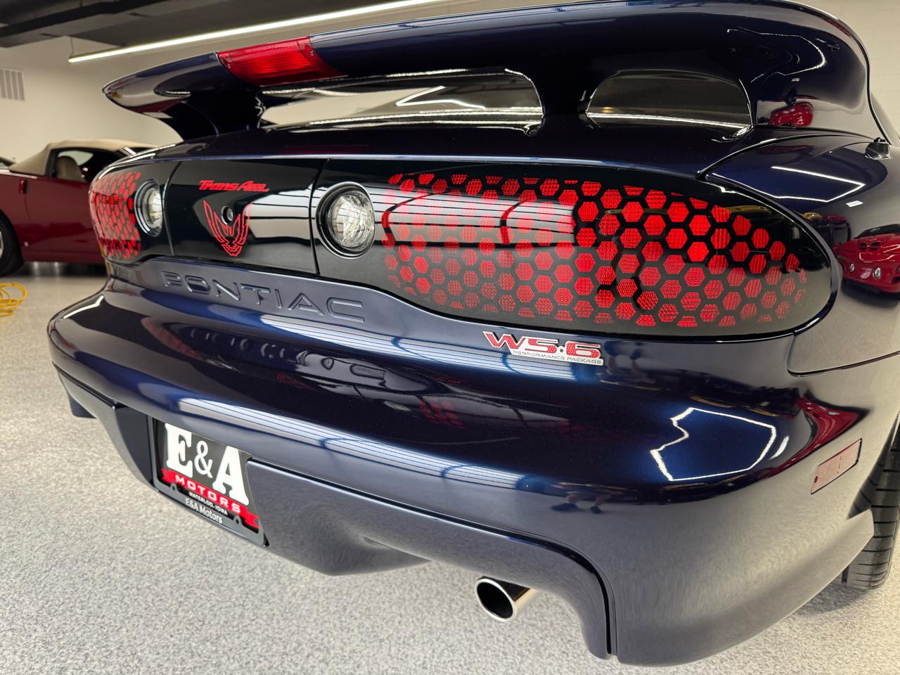 Pontiac Firebird Trans Am 2002